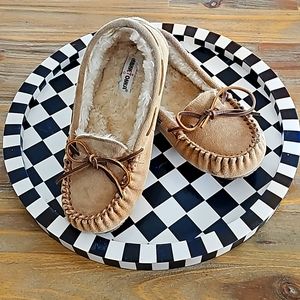 Minnetonka Classic Loafers- Size Women's 6